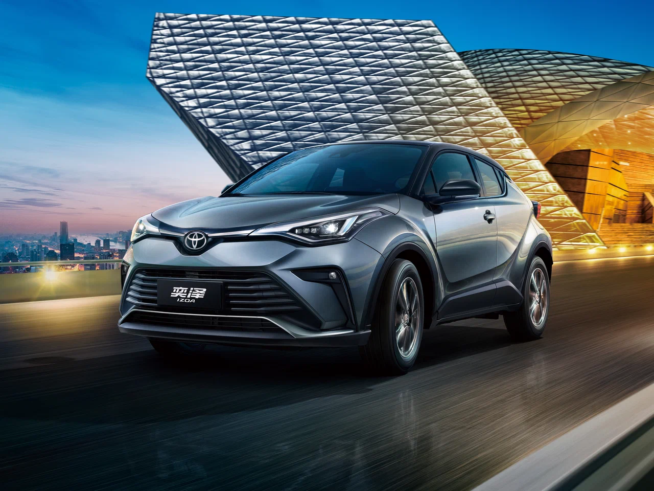 Toyota C-HR / IZOA