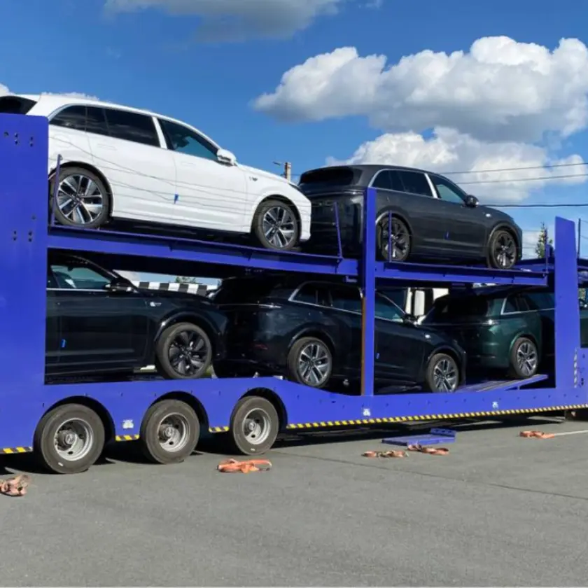Автомобиль проходит таможню Китая